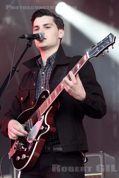 MILES KANE - 2012-06-22 - PARIS - Hippodrome de Longchamp - 